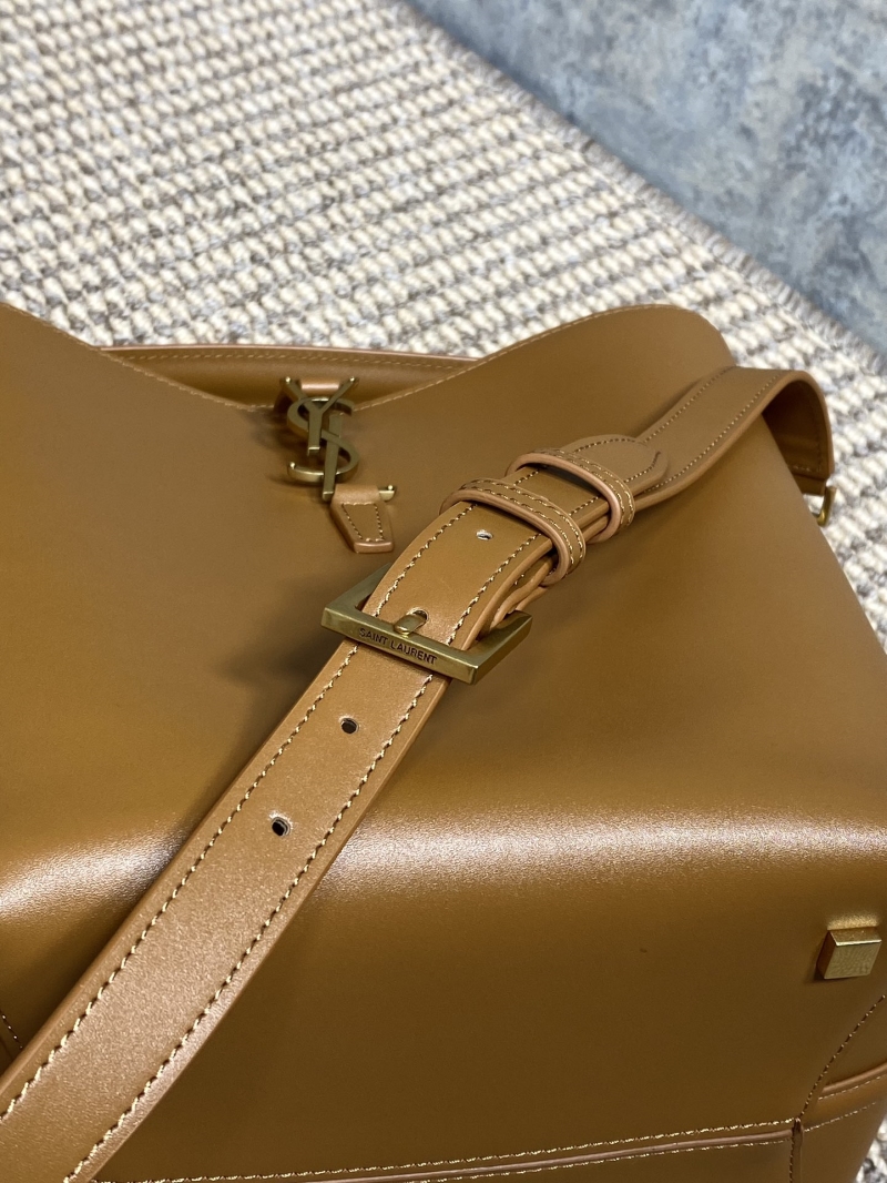 Y51 top handle bags
